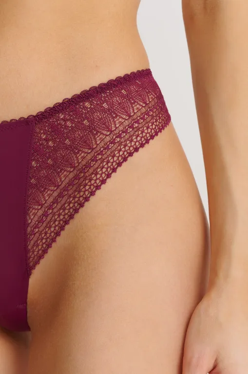 Трусы Passionata P49PG5 032 plum