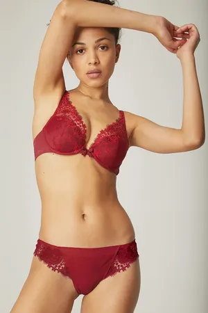 Simone Perele 12B710 318 wine