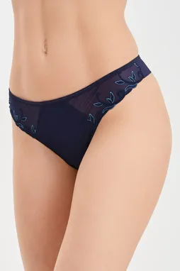 Simone Perele 131707 562 Minuit