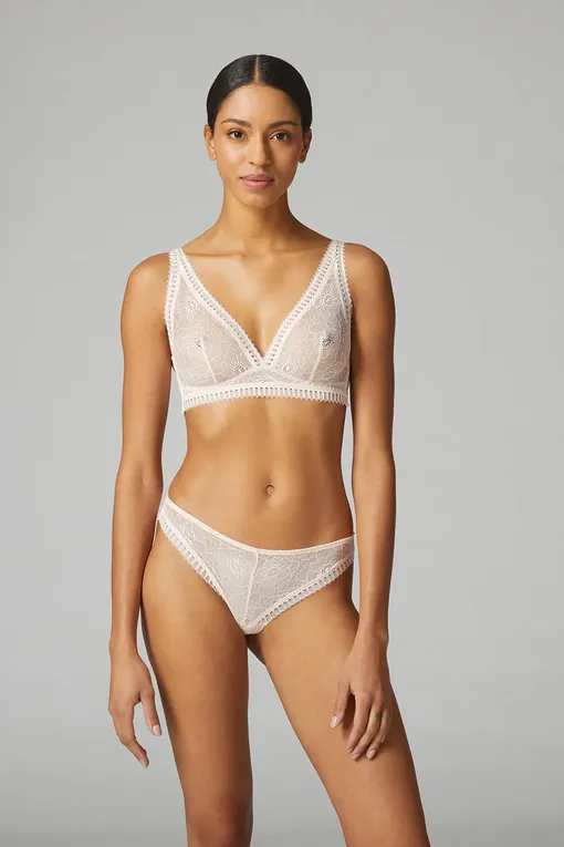 Трусы Simone Perele 15Y710 332 Poudre Petale