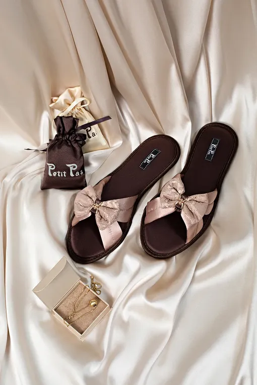 Тапочки Petit Pas BOUCLE бежевый