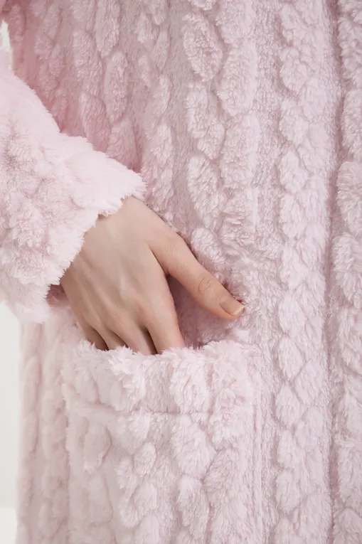 Халаты Le Chat ESSENTIEL163 bois de rose