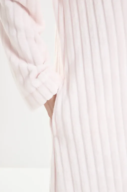 Халаты Le Chat ESSENTIELH53A POUDRE