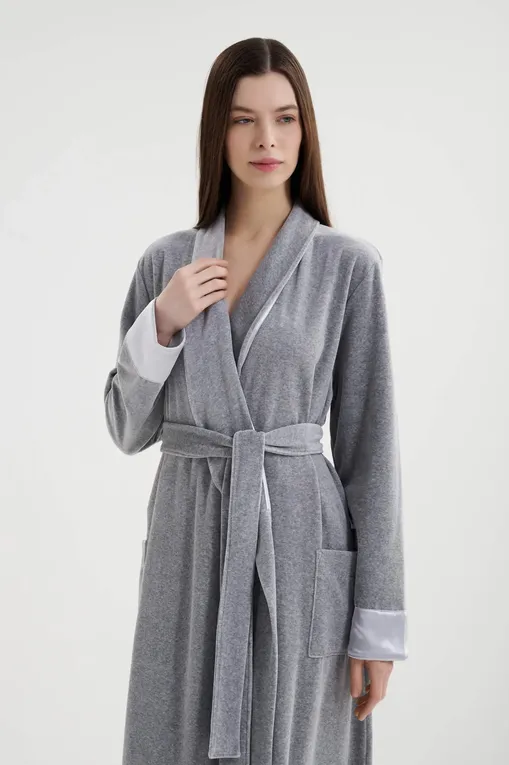 Халаты Le Chat ESSENTIELH67A gris chine