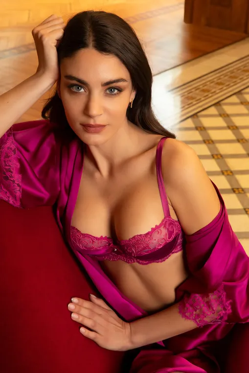 Шелковые Lise Charmel ALC2080 SPLENDEUR CARMIN