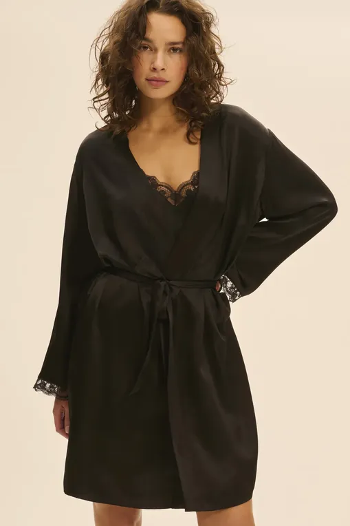 Халаты Simone Perele 1F8982 015 noir/tatoo