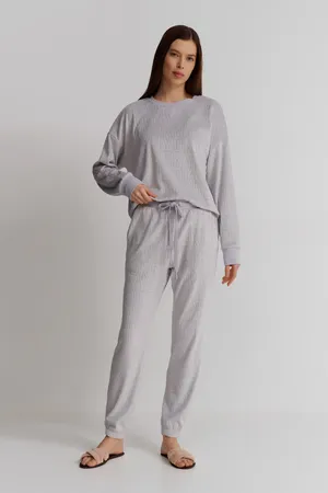 DKNY YI90034 029 Med Grey