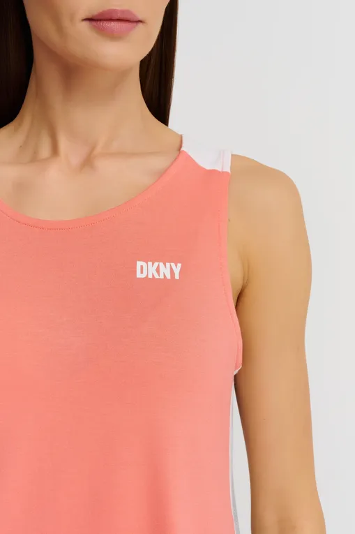 Повседневные костюмы DKNY YI2722631 810 Glow
