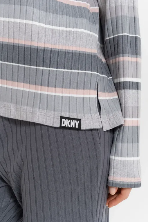 Повседневные костюмы DKNY YI2922608 020
