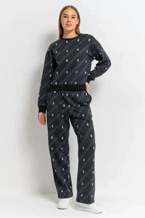 Повседневные костюмы DKNY YI2922670 083