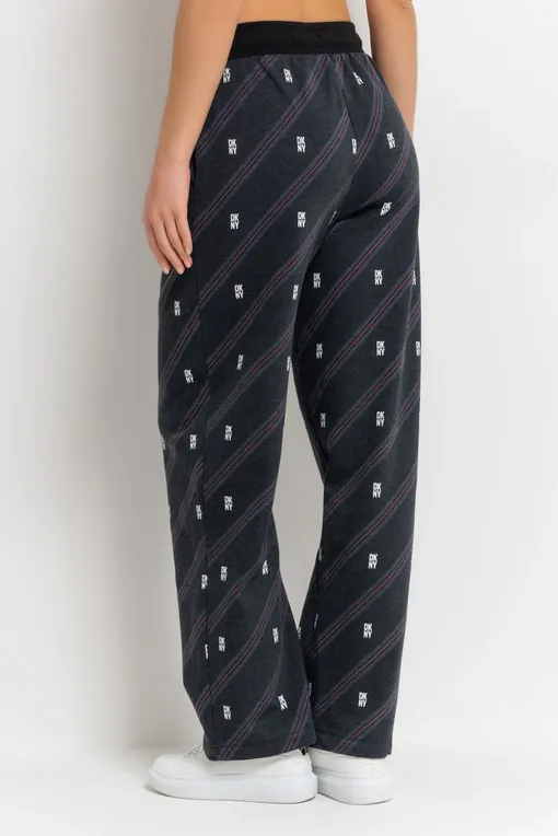 Повседневные костюмы DKNY YI2922670 083