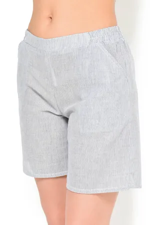 Eva B.Bitzer 10310566 16champ.bleu