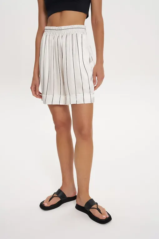 Шорты домашние Petit Pas 101106 white