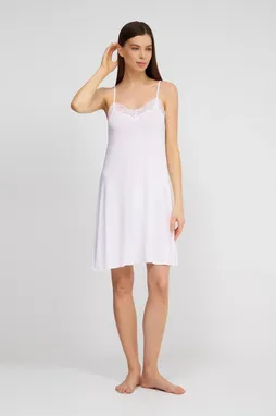 NINA VON C 16421648 100 white