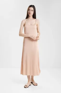 NINA VON C 22423111 635 caramel