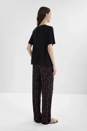 DKNY YI80084 006 Black Label Print