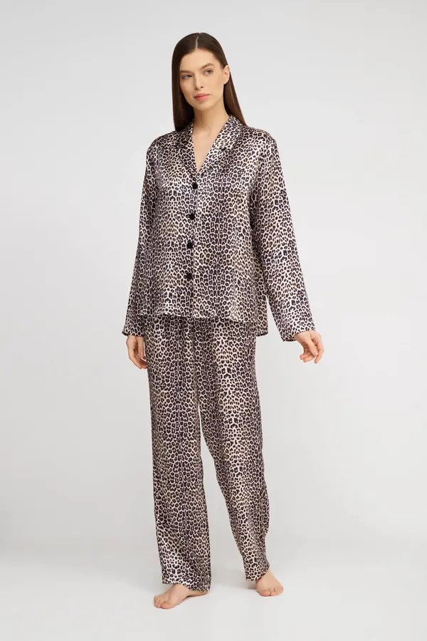 Eva B.Bitzer 27318271