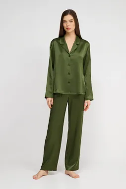 Eva B.Bitzer 27318271 350 dark olive