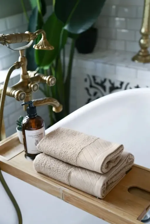 Полотенца LIU JO LB788B 253 TORTORA