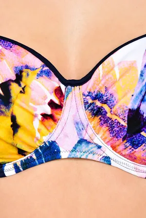 Charmline 2258855 611 paradise pastels