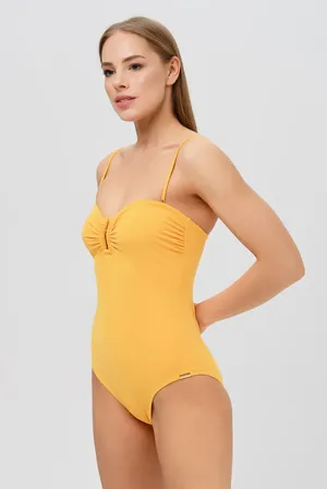 Maryan Mehlhorn 1755318 271 mineral yellow