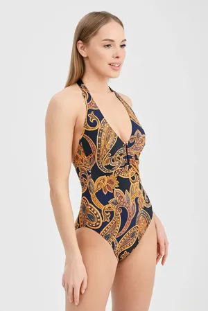 Maryan Mehlhorn 8886413 222 sunset navy
