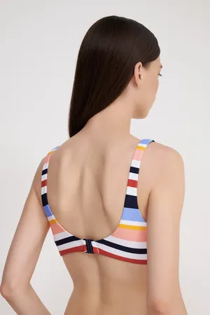 Ysabel Mora 82461 UNICA 8