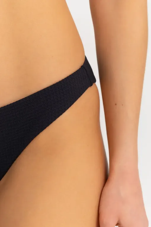 Плавки AU NATUREL AN3LILYT 001