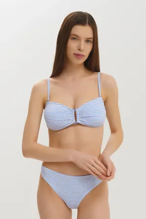 Ysabel Mora 82910 UNICA 12