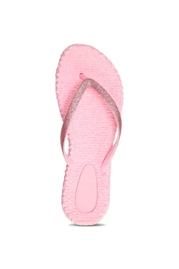 Ilse Jacobsen CHEERFUL01 536