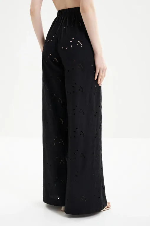 Брюки Shan 42663-52 800 Black