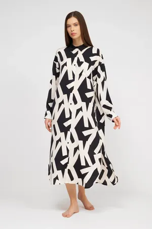 DKNY YI20019 002 Black Pt