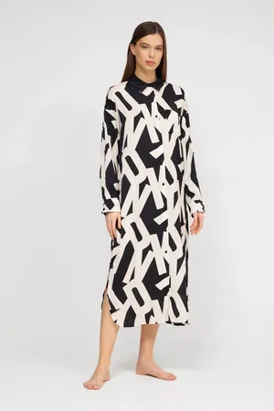 DKNY YI20019 002 Black Pt