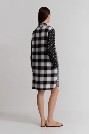 DKNY YI30021 005 Black Plaid