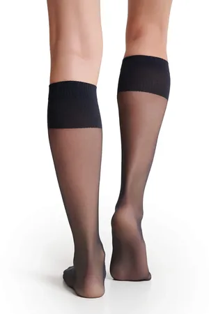 Omero 110305 1501/nero