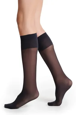 Omero 110308 1501/nero