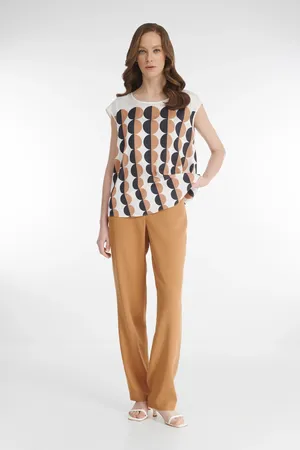 Caterina Leman BL8342-237 01/09