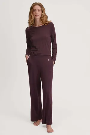 Calida 29390 227 black cherry