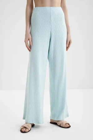 like It! 6189265 371 capri breeze light