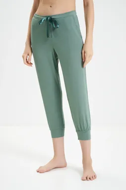 NINA VON C 16263874 451