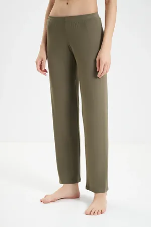 NINA VON C 16265874 425 moos