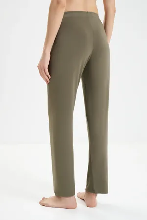 NINA VON C 16265874 425 moos