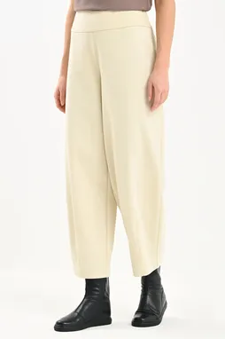 Sarah Pacini 232.13.009 25