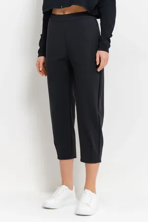 Sarah Pacini 232.13.044 02