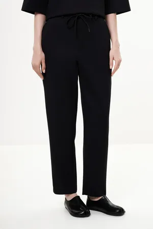 Sarah Pacini 252.33.057 03