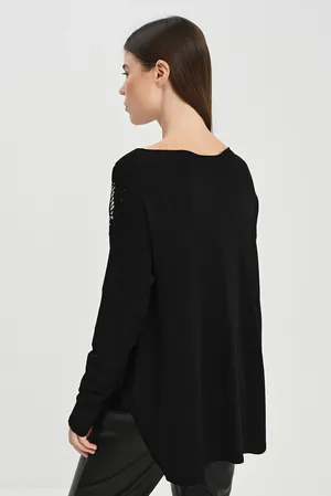 Sarah Pacini 222.11.028 02