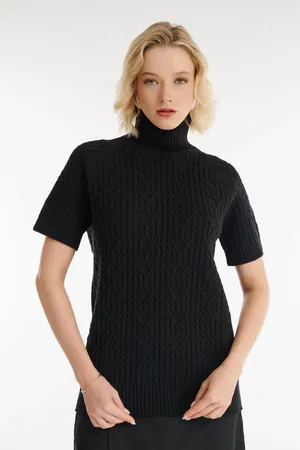 Sarah Pacini 242.11.069 02