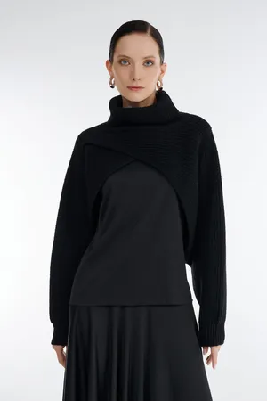 Sarah Pacini 242.11.110 02