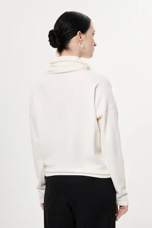 Sarah Pacini 252.11.038 03