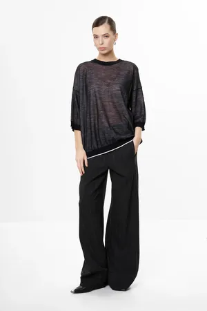 Sarah Pacini 252.11.052 02